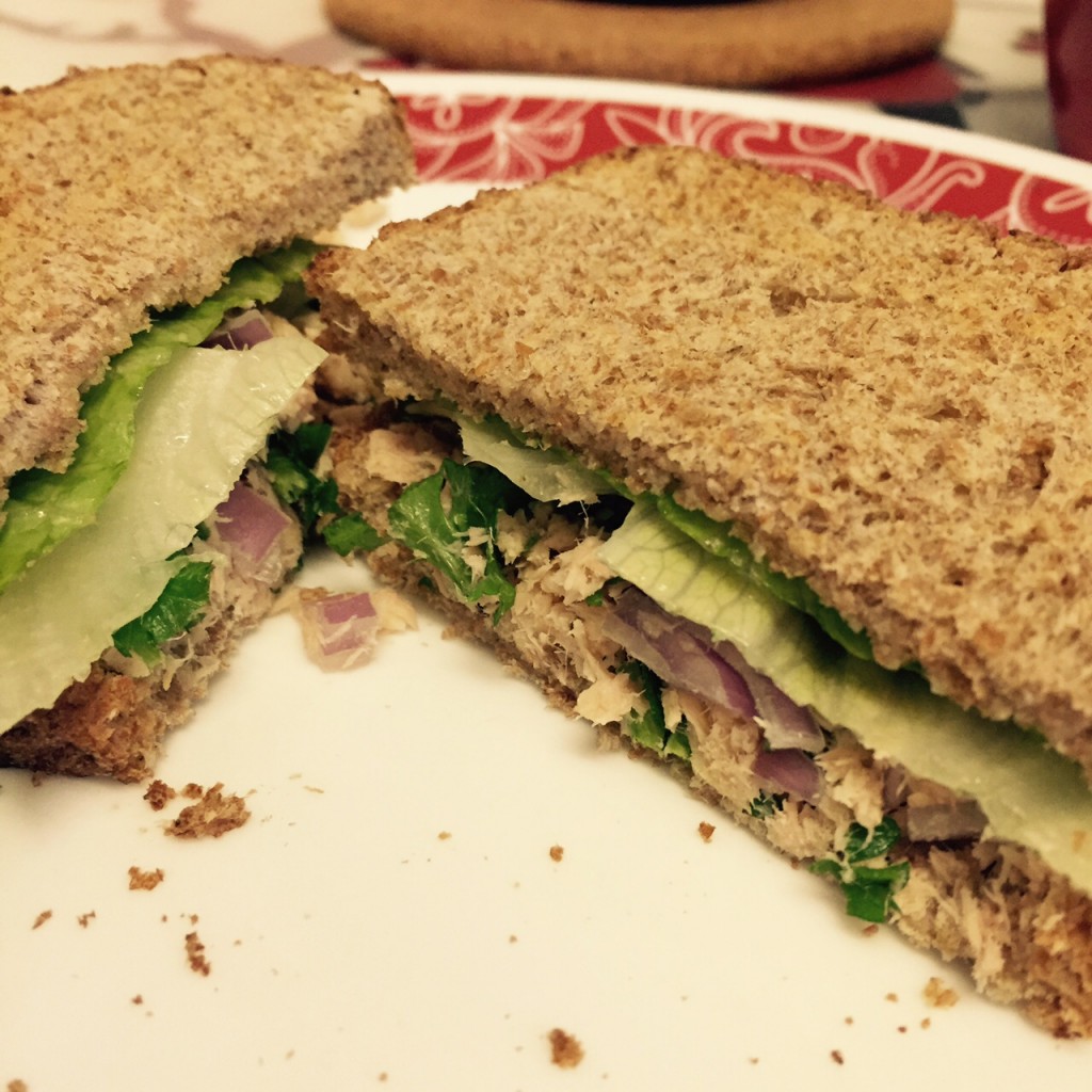 thealmosthousewife_tuna_sandwich